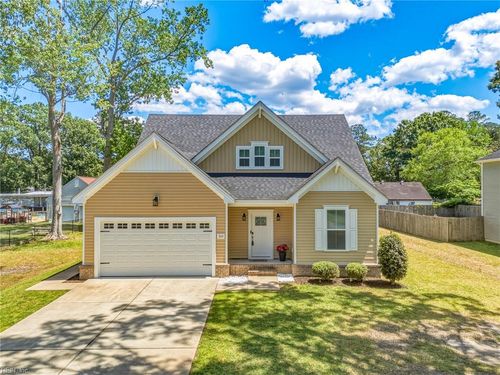 213 Hurdle Dr, Chesapeake, VA, 23322-5417 | Card Image