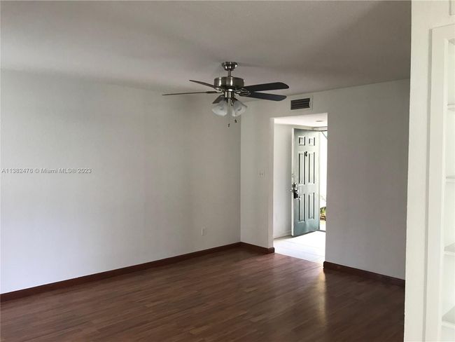 APT-1110 - 805 Riverside Dr, Condo with 2 bedrooms, 2 bathrooms and null parking in Coral Springs FL | Image 11