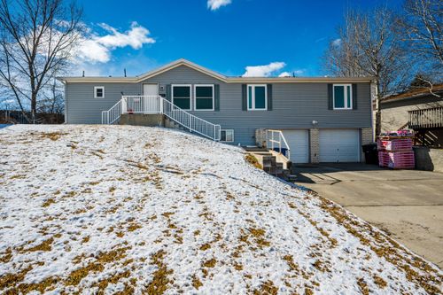 1838 N Heights Pl, Sheridan, WY, 82801-2101 | Card Image