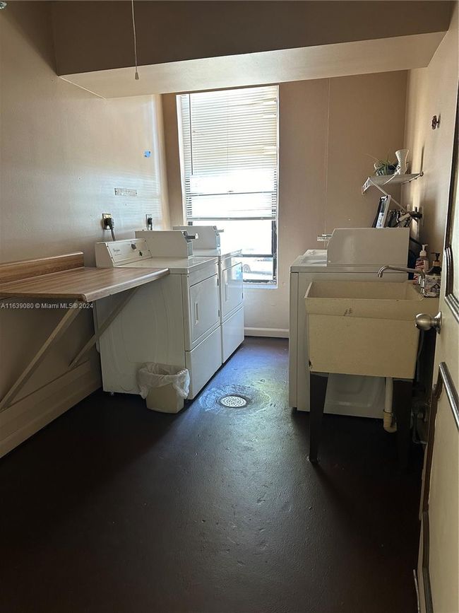 APT-202 - 6701 N University Dr, Condo with 2 bedrooms, 2 bathrooms and null parking in Tamarac FL | Image 6