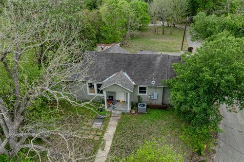 1006 Proctor St, Lockhart, TX, 78644-1641 | Card Image