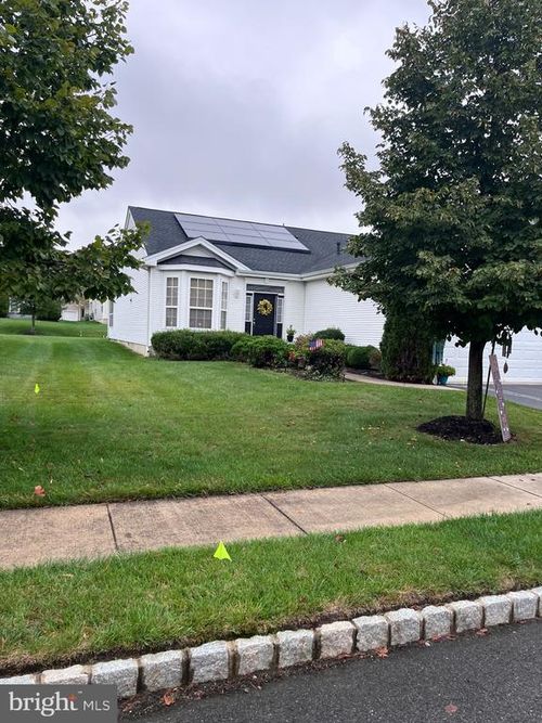 87 Chamber Ln, Columbus, NJ, 08022-2374 | Card Image
