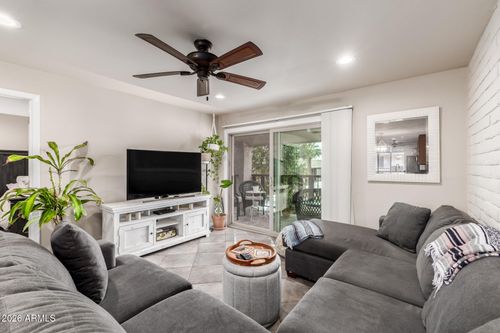 215-4354 N 82nd St, Scottsdale, AZ, 85251-2738 | Card Image