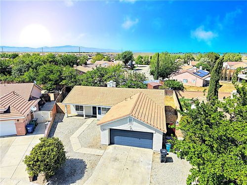 6057 Jamaica Ct, Lancaster, CA, 93536-7526 | Card Image