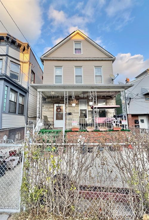 36 Winfield Ave, Jersey City, NJ, 07305-4721 | Card Image
