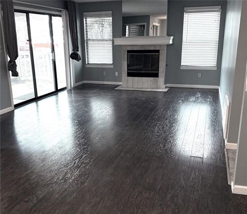 8822 W 106th Ter, Overland Park, KS, 66212-5563 | Card Image