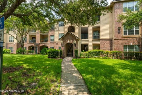 134-7800 Point Meadows Dr, Jacksonville, FL, 32256-4606 | Card Image