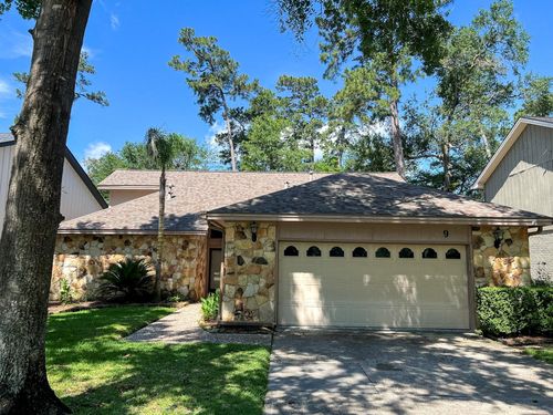9 Huntsmans Horn Cir, The Woodlands, TX, 77380-0937 | Card Image