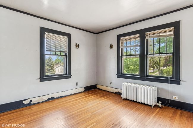 1005 Division St, House other with 6 bedrooms, 2 bathrooms and 2 parking in Lisle IL | Image 21