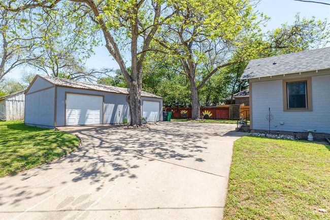 1501 S Austin St, House other with 2 bedrooms, 2 bathrooms and 2 parking in Brenham TX | Image 24