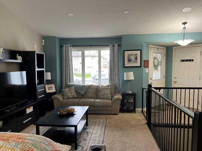 99 Jessie Robinson Close N, Home with 5 bedrooms, 3 bathrooms and 2 parking in Lethbridge AB | Image 6