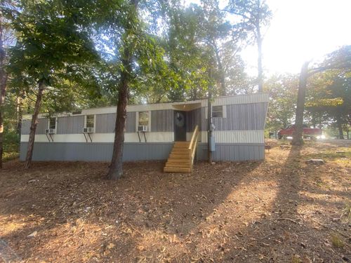 75 Kerri Dr, Crump, TN, 38327-3727 | Card Image