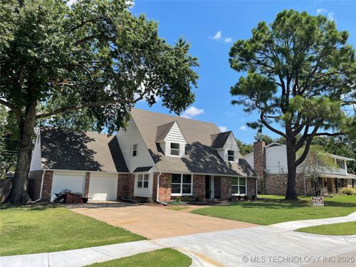 6557 E 60th St, Tulsa, OK, 74145-9201 | Card Image