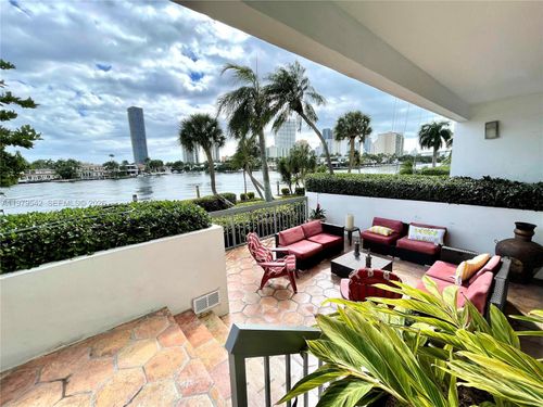 apt-5-19707 Turnberry Way, Aventura, FL, 33180-2501 | Card Image