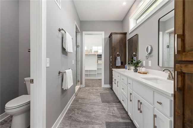 17894 169 Th St, House other with 6 bedrooms, 6 bathrooms and null parking in Basehor KS | Image 23