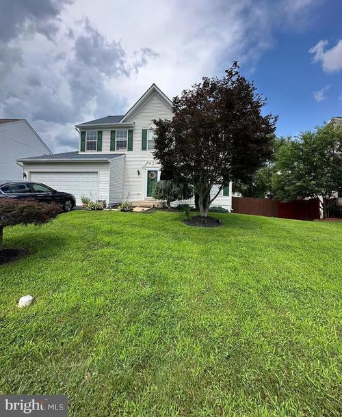 9215 Stephanie St, MANASSAS PARK, VA, 20111-3058 | Card Image