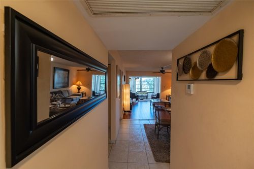 apt-407-9233 Sw 8th St, Boca Raton, FL, 33428-6858 | Card Image