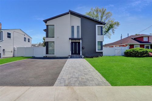 7 Wendell St, Plainview, NY, 11803-4635 | Card Image