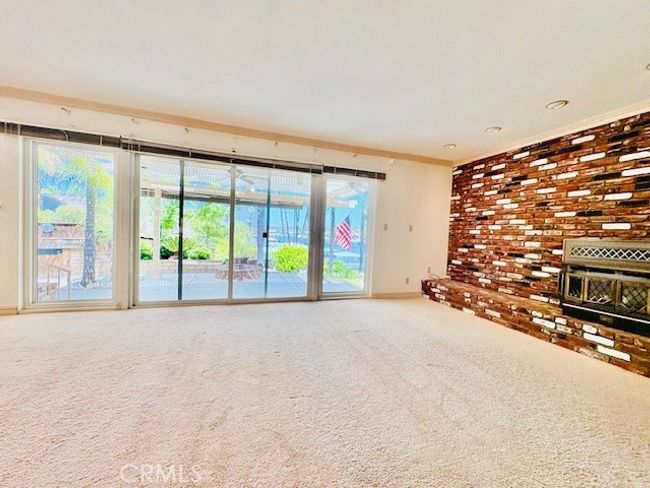 Den area has fantastic views looking down the main east lake! | Image 18