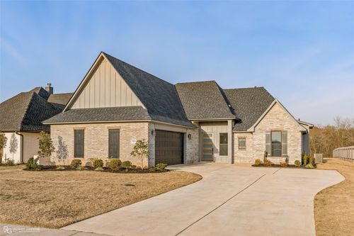 923 Chisolm Trl, Bossier City, LA, 71111-8235 | Card Image
