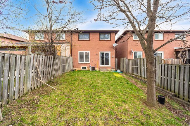 27 Woodsend Run, House attached with 3 bedrooms, 3 bathrooms and 2 parking in Brampton ON | Image 31