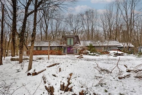 50 Redfern Dr, Youngstown, OH, 44505-1663 | Card Image