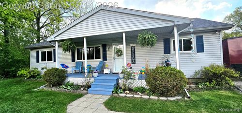 21240 Isabelle St, Romulus, MI, 48174-9426 | Card Image