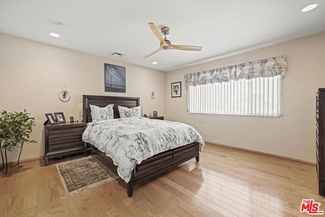 21615 Wo He Lo Trl, House other with 3 bedrooms, 4 bathrooms and null parking in Chatsworth CA | Image 27