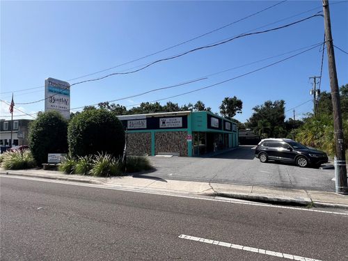 3226 W Kennedy Blvd, Tampa, FL, 33609-3007 | Card Image