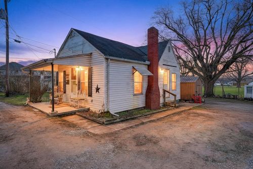 304 W High St, Mc Arthur, OH, 45651-1011 | Card Image