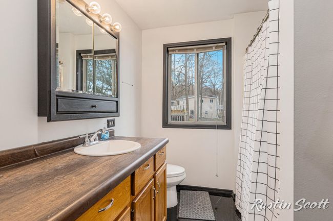 7229 Bordeau Dr Ne, House other with 3 bedrooms, 2 bathrooms and null parking in Belding MI | Image 14