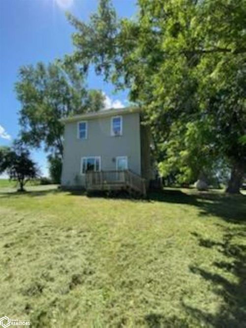 9213 160th St, Swaledale, IA, 50477-8814 | Card Image