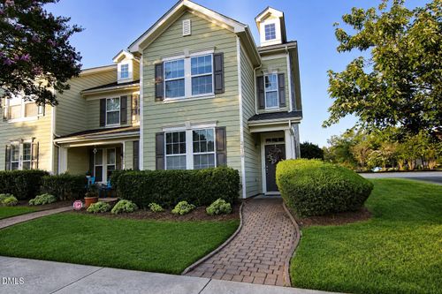 2010 Rapid Falls Rd, Cary, NC, 27519-6418 | Card Image
