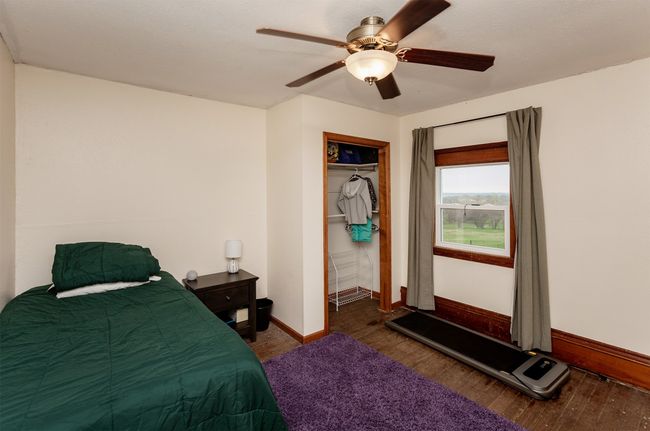 5825 G24 Hwy, Home with 7 bedrooms, 4 bathrooms and null parking in Carlisle IA | Image 14