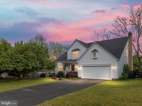 35513 Sourwood Pl, ROUND HILL, VA, 20141-2567 | Card Image