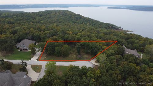 6 Cross Oaks Dr, Skiatook, OK, 74070 | Card Image