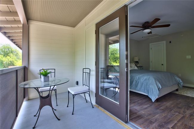 APT-117 - 924 E 51 St St, Townhouse with 1 bedrooms, 1 bathrooms and 1 parking in Austin TX | Image 18