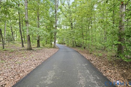 2231 Red Lane Rd, Powhatan, VA, 23139-5937 | Card Image