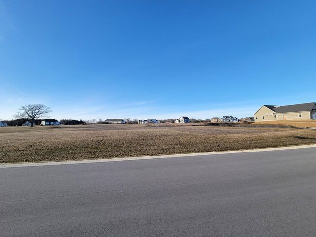 8227734 Marshall Dr, Home with 0 bedrooms, 0 bathrooms and null parking in Hartland WI | Image 5