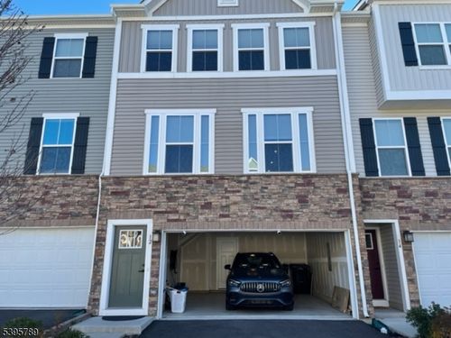 12 Clausen Ct, Budd Lake, NJ, 07828-1453 | Card Image