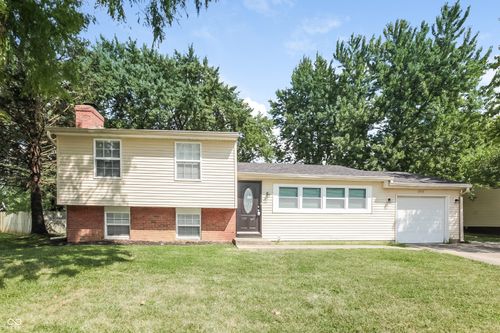 2313 Bernie Dr, Indianapolis, IN, 46229-1818 | Card Image