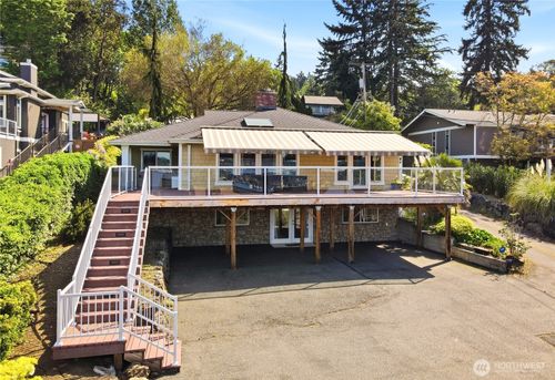12704 Holmes Point Drive Ne, Kirkland, WA, 98034 | Card Image