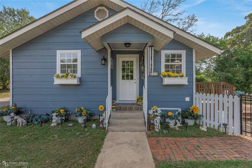 900 Elm St, Minden, LA, 71055-2708 | Card Image