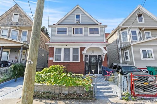 189 Kingsley St, Buffalo, NY, 14208-2202 | Card Image
