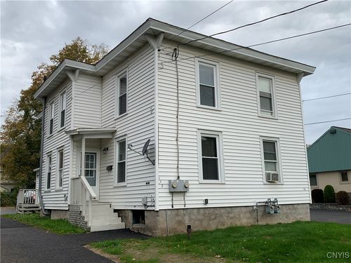 112 W 1st St S, Fulton, NY, 13069-1629 | Card Image