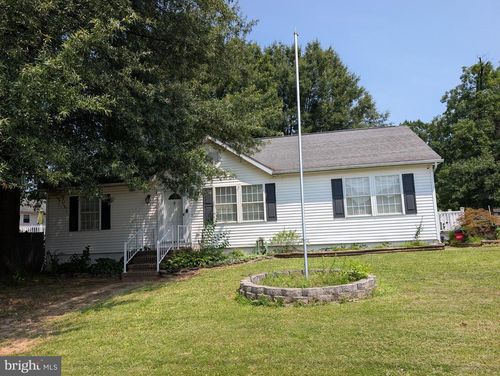216 Stemmers Run Rd, ESSEX, MD, 21221-3404 | Card Image