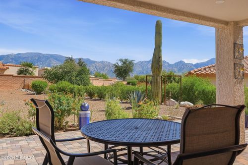 14400 N Crown Point Dr, Oro Valley, AZ, 85755-9323 | Card Image