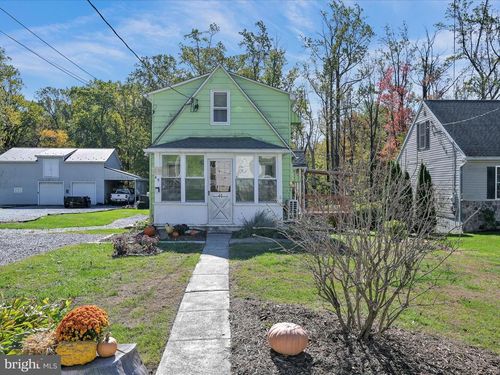 49 Poplar Ave, TEMPLE, PA, 19560-9727 | Card Image