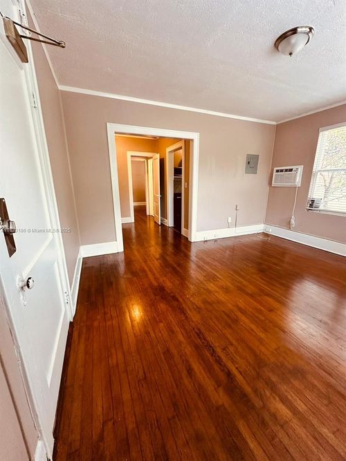apt-4-344 Mendoza Ave, Coral Gables, FL, 33134-3854 | Card Image