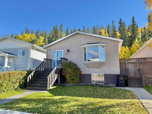 388 Boutin Ave, Hinton, AB, T7V1A2 | Card Image